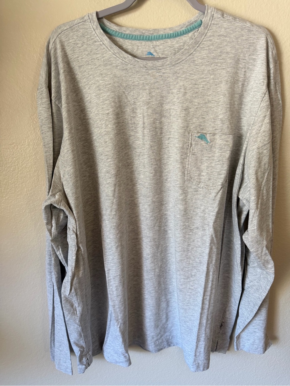 Tommy Bahama Light Heather Gray Long-Sleeve Pocket Tee with Aqua Dolphin Accent
